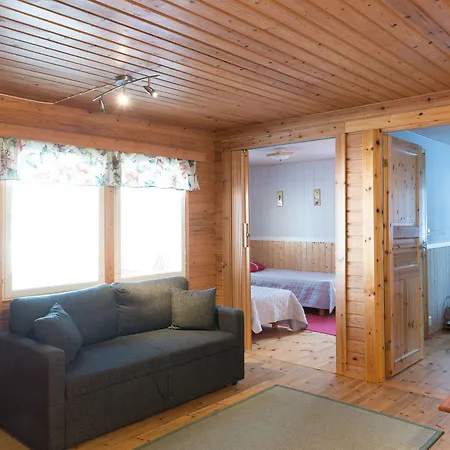 Hiekkarannanlomat Feriehus