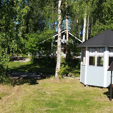 Hiekkarannanlomat Feriehus